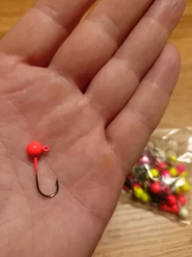 50pcs Jig Head Fishing Hook Set – Barbed Hooks (0.4g–2g) for Freshwater & Saltwater Lures photo review