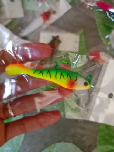 Soft Rubber Swimbait Lure – 75mm / 85mm Curly T-Tail Sinking Bait for Bass, Pike & More photo review
