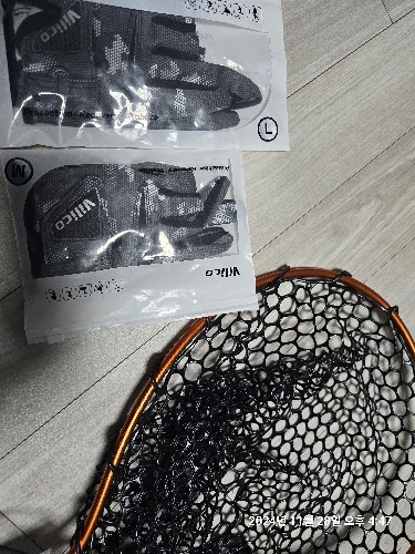 Ultralight Aluminum Fishing Net with Silicone Mesh photo review
