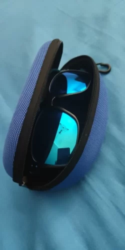Sunglass Case with Carabiner Hook Colorful Sunglasses Hard Case Zipper Eyeglasses and Sunglass Holder photo review