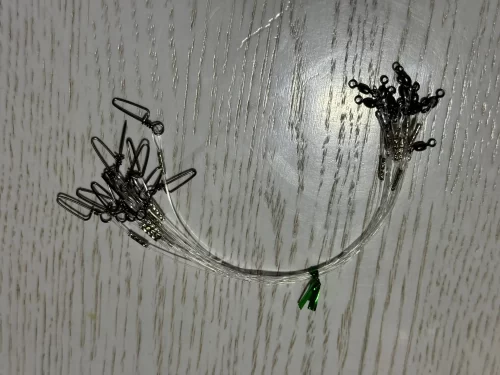 10-Pack Fluorocarbon Fishing Leaders – 20lb / 50lb Line with Swivels & Snaps photo review